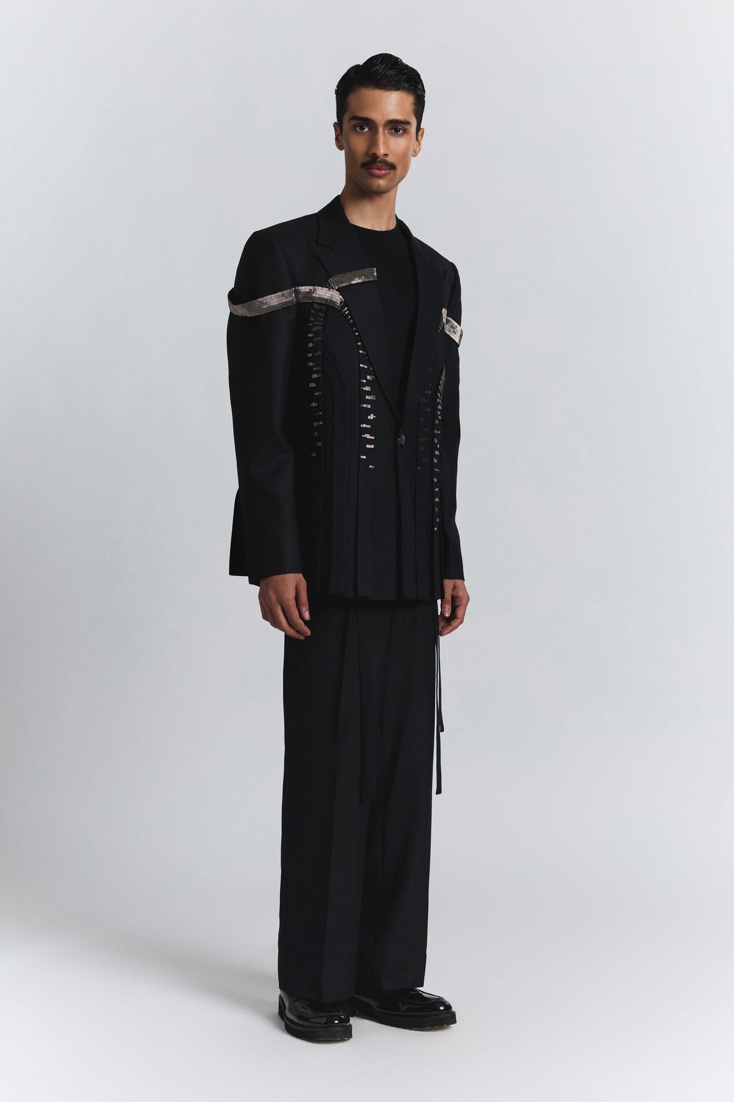 Arch Embroidered Blazer