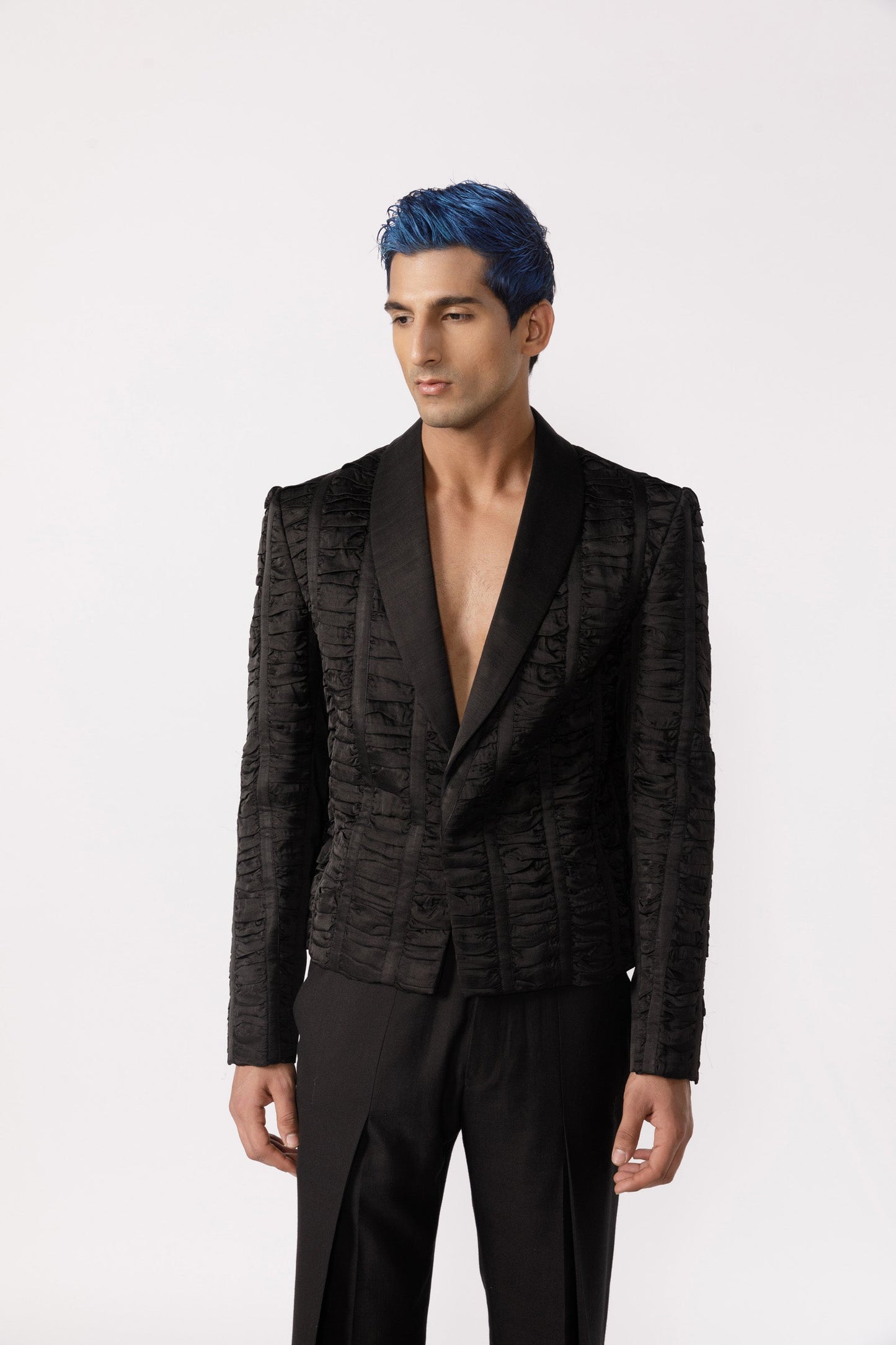 Ruched cropped blazer