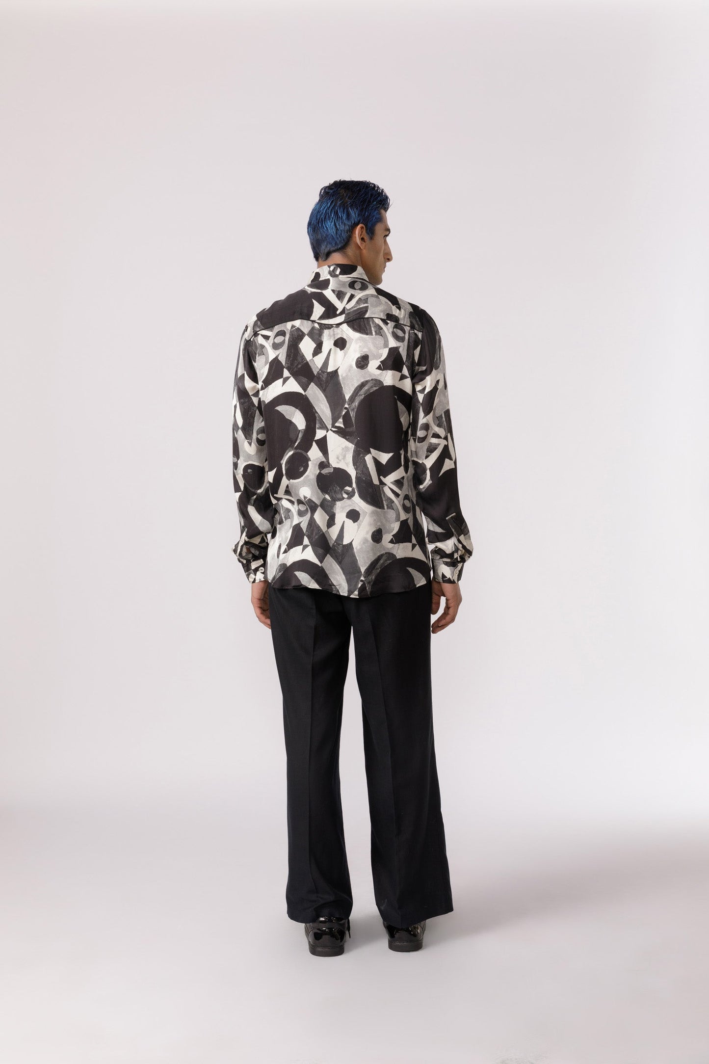 Abstract black and white printed shirt
