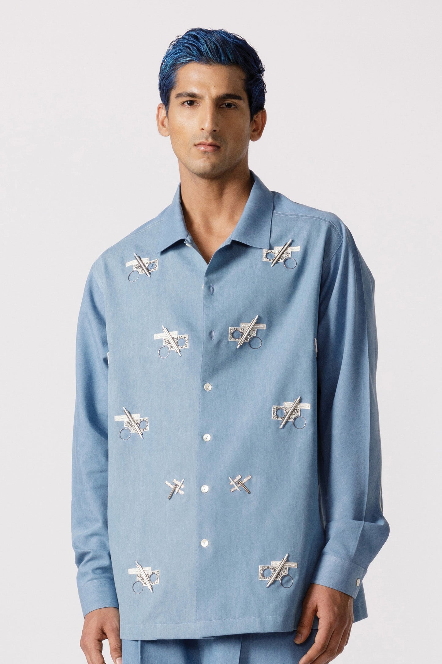 Oversized embroidered shirt