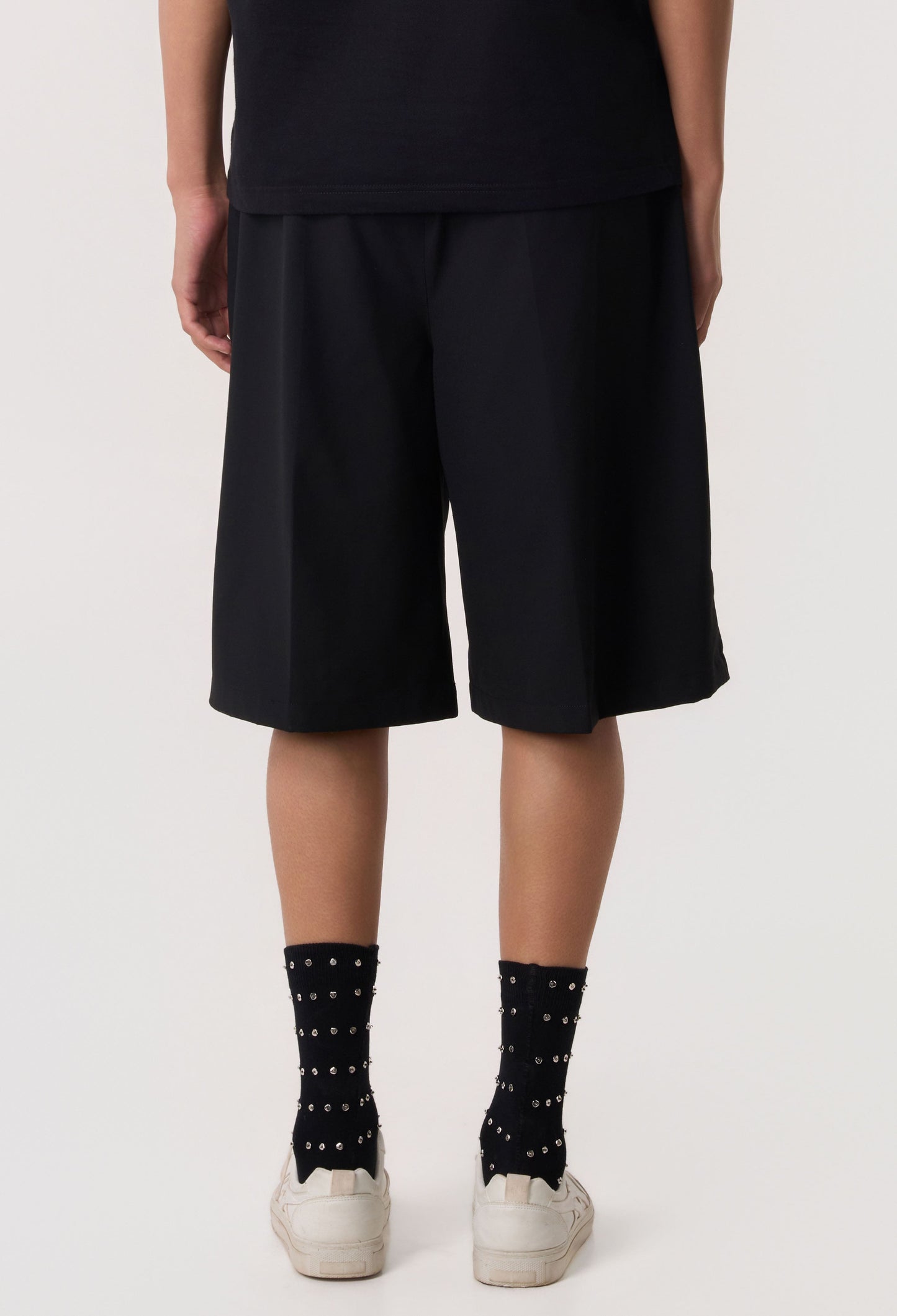 Axis Pleat Wide Shorts