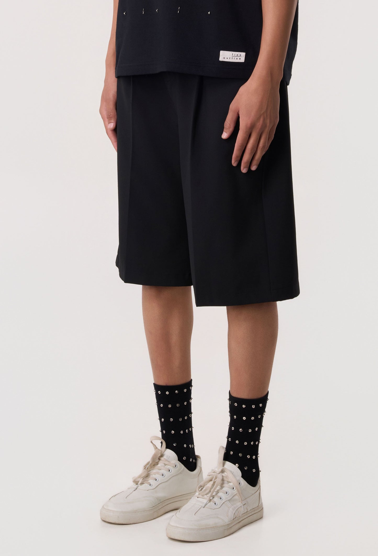 Axis Pleat Wide Shorts