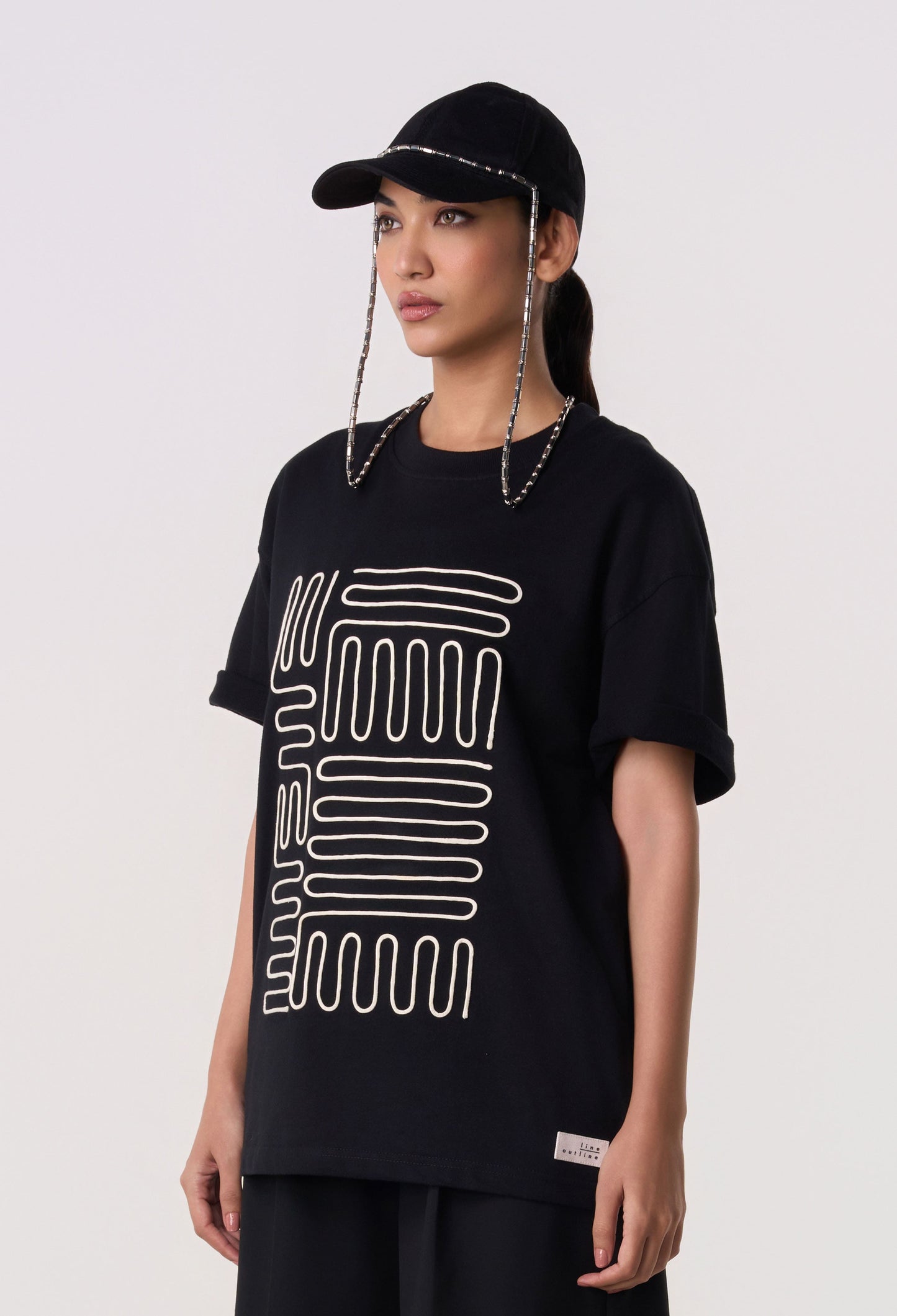 Contour Piping T-Shirt Black