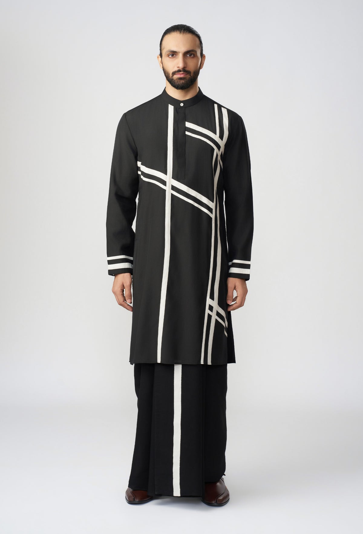 Scaffold Kurta Set & Veshti - Black