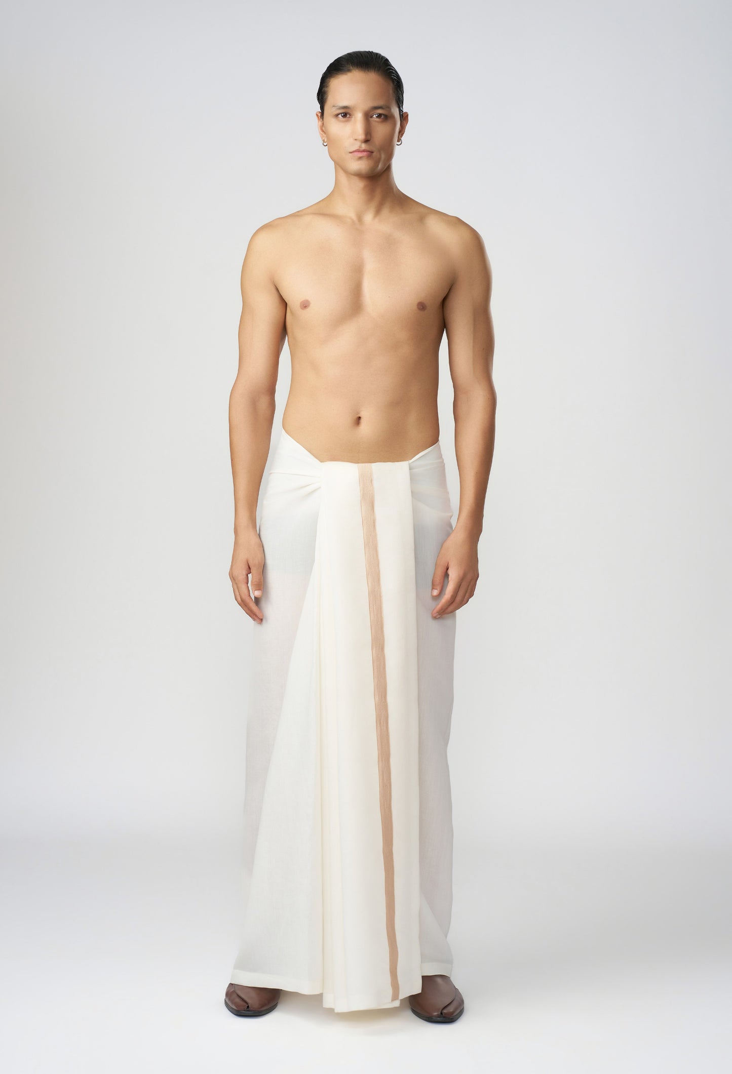 Scaffold Veshti - White