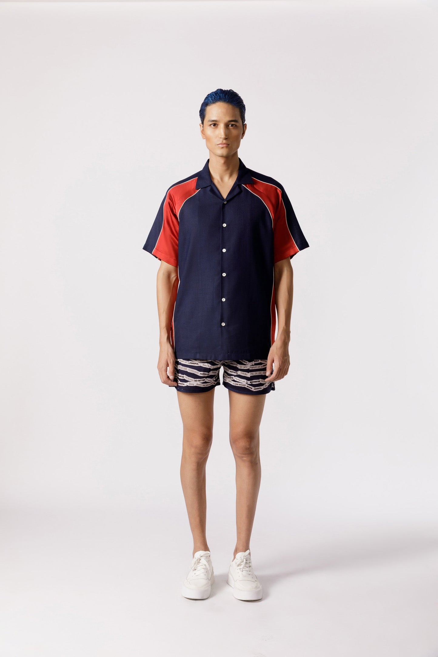 Arched cut and sew resort shirt